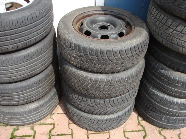 Nokian 185/65/14 + disk – sada